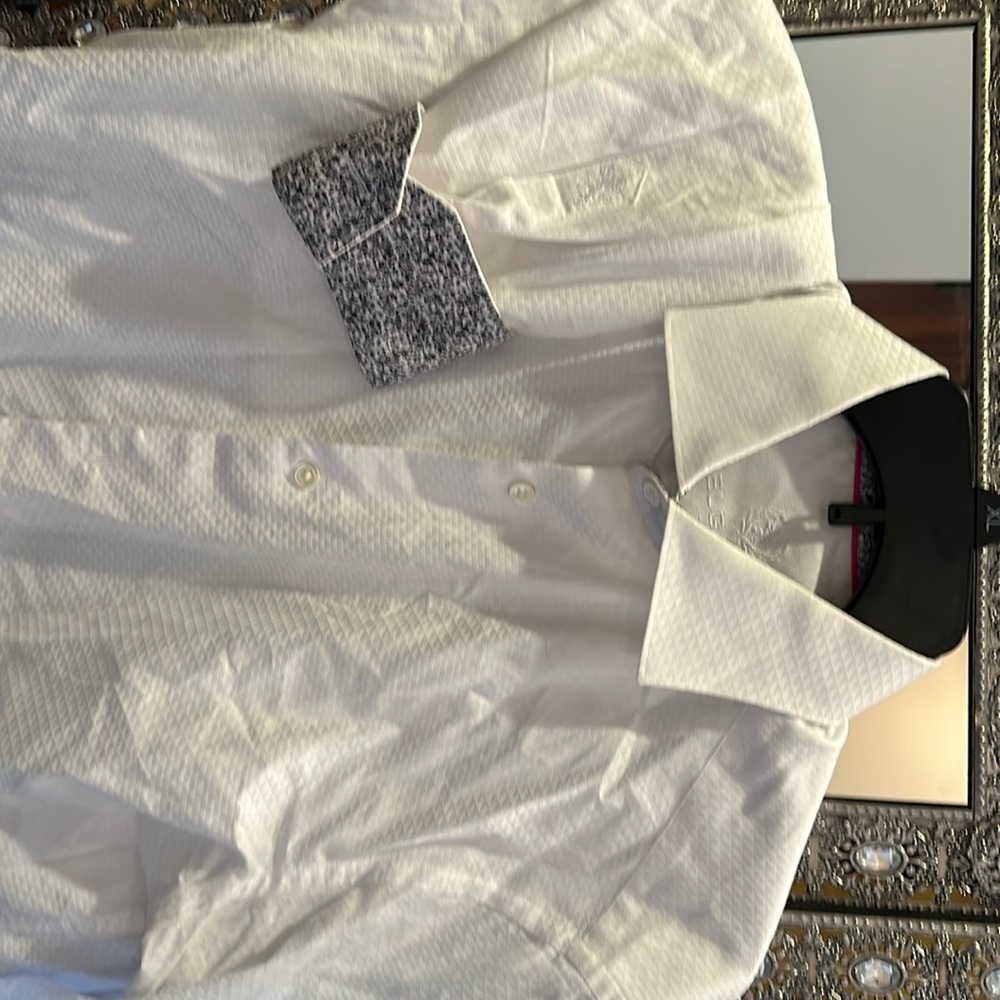 BUGATCHI UOMO. Men's dress shirt.